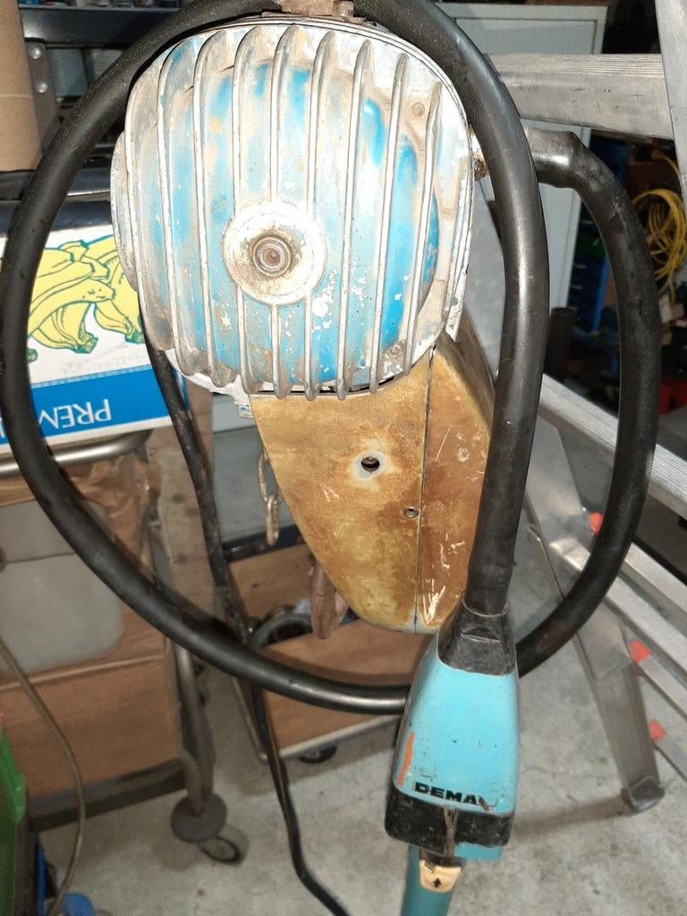 Takel Demac, Doe-het-zelf en Verbouw, Ophalen, Gebruikt