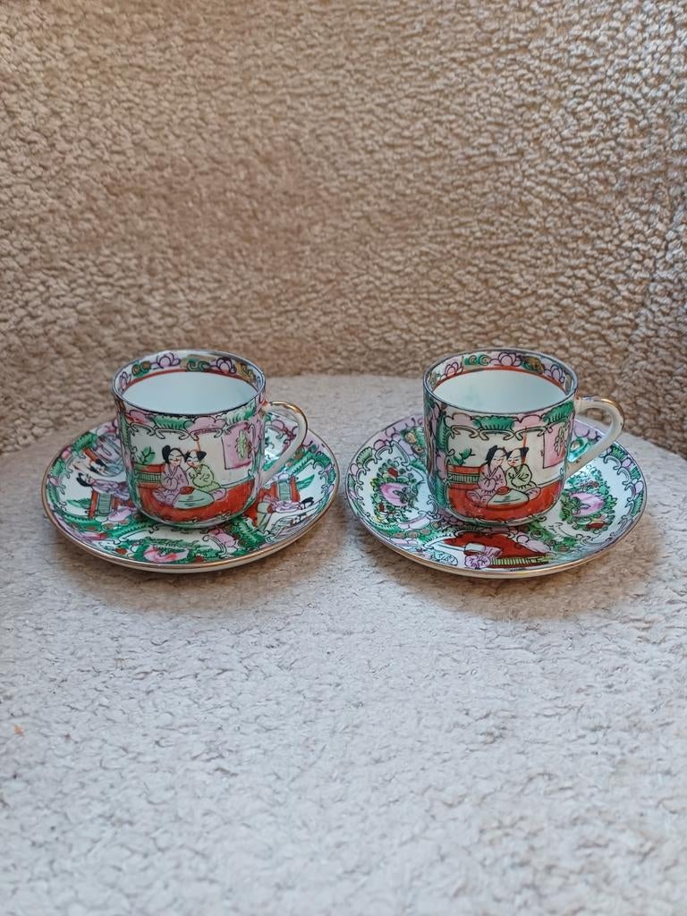 Set van 2 Chinese porseleinen theekopjes met schotels, Ophalen of Verzenden