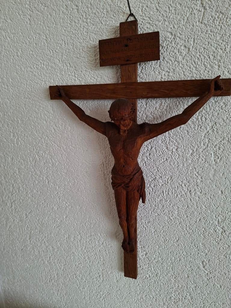 Antieke houten crucifix, Verzenden, Gebruikt, Beeld(je)