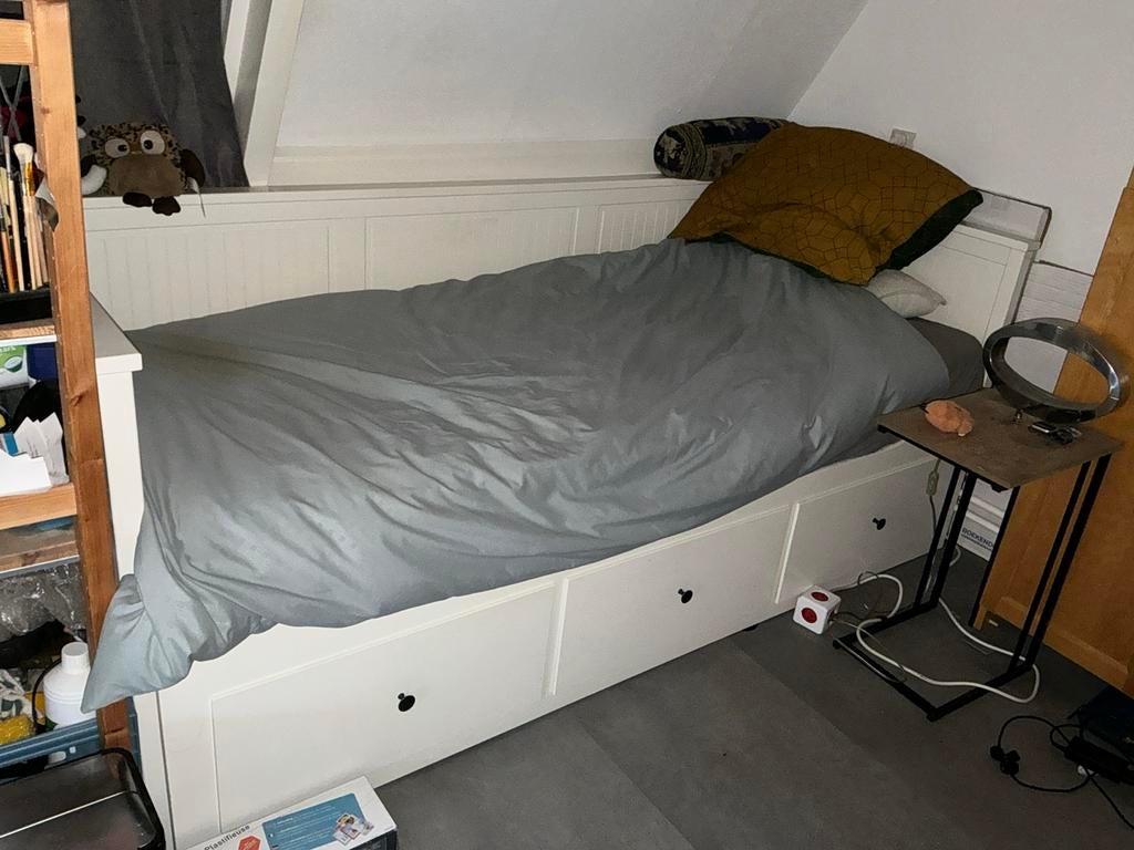 IKEA Hemnes bed uitschuifbaar, Huis en Inrichting, Slaapkamer | Bedden, Ophalen, Gebruikt, Eenpersoons, Wit