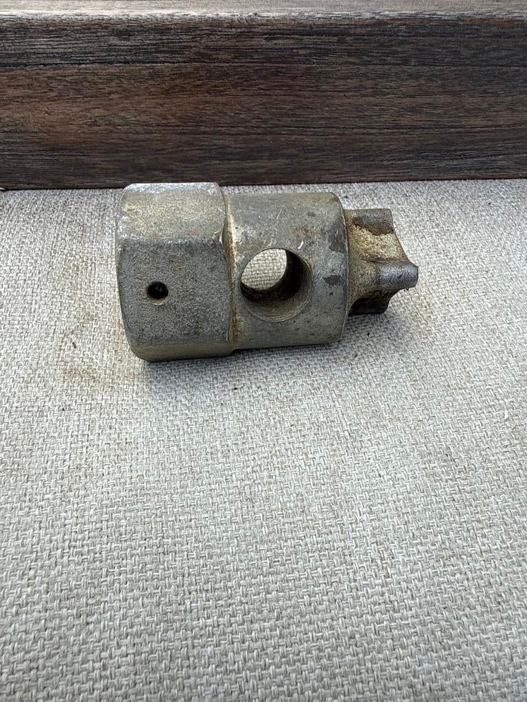 Conentrekker / Kegeltrekker voor beton, Ophalen of Verzenden, Gebruikt