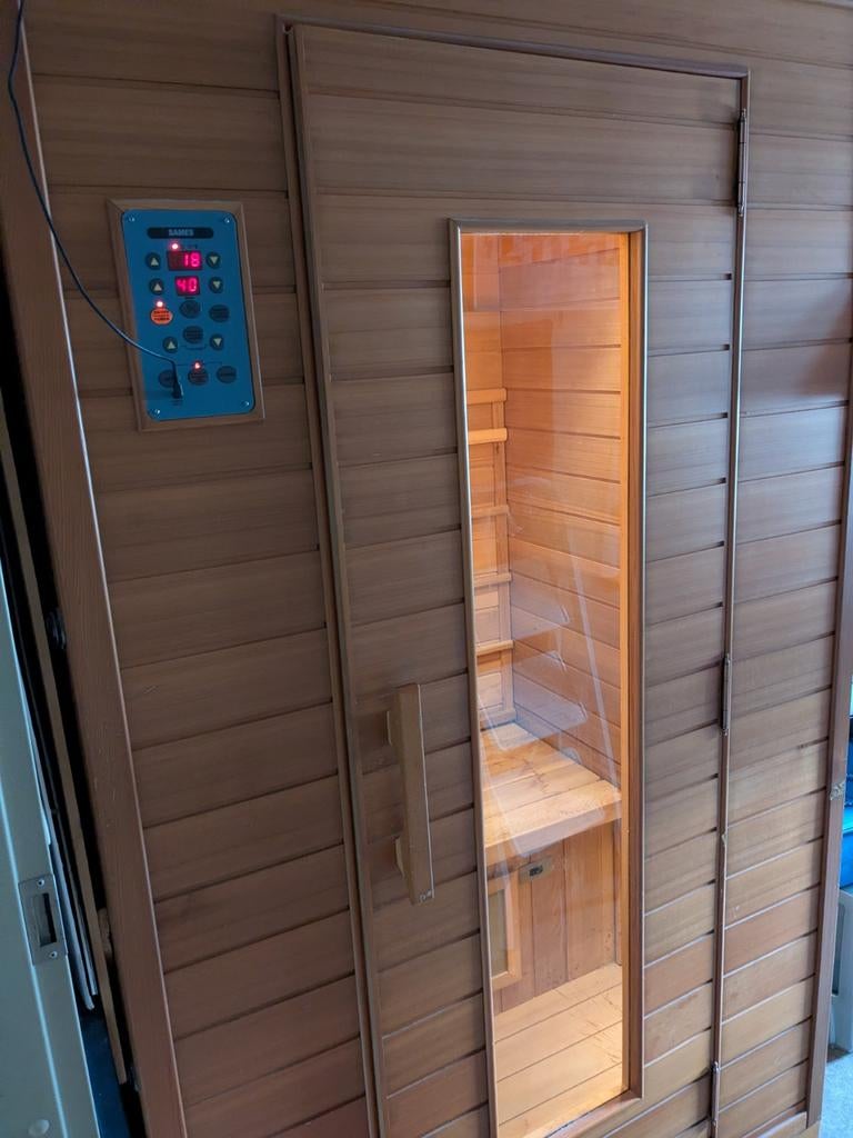 Sauna 2 pers, Sport en Fitness, Sauna, Ophalen, Gebruikt, Complete sauna