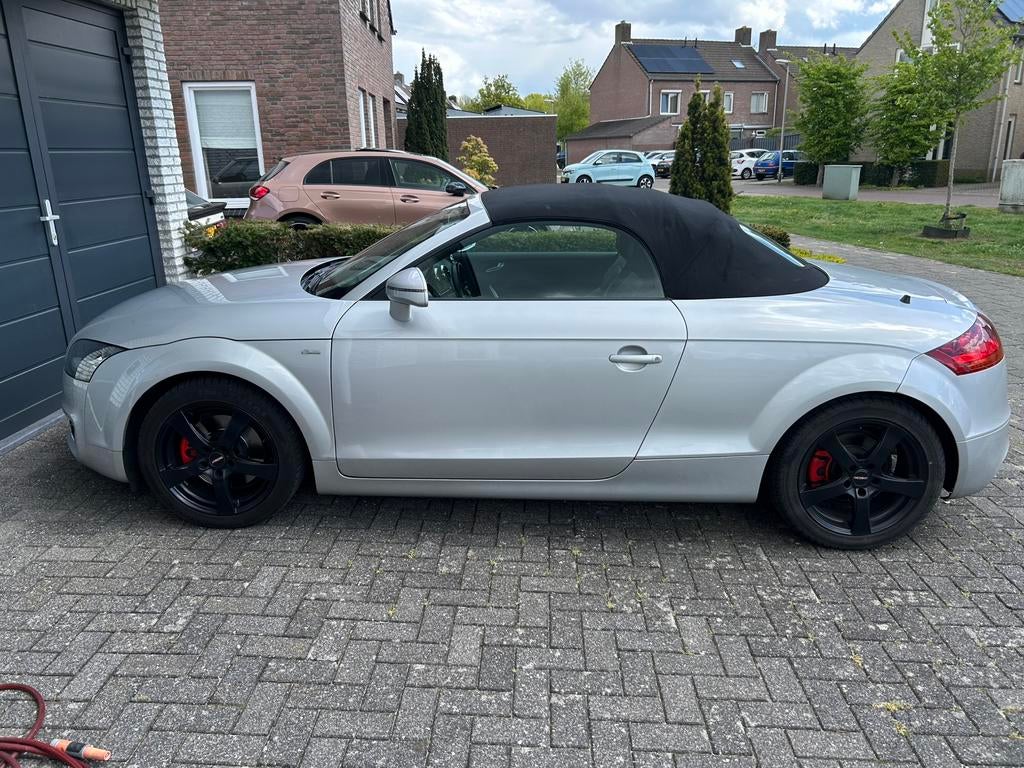 Audi TT 2.0 Tfsi Roadster 147KW 2008 Grijs, Auto's, Audi, TT, 4 cilinders, Handgeschakeld, Elektrische ramen