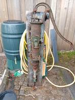 Gietijzeren waterpomp met zuigslang, Tuin en Terras, Waterpompen, Ophalen of Verzenden, Gebruikt, Handmatig, Besproeiingspomp