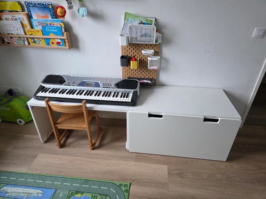 Ikea Småstad bureau en speelgoedkist, Ophalen, Gebruikt, Overige typen