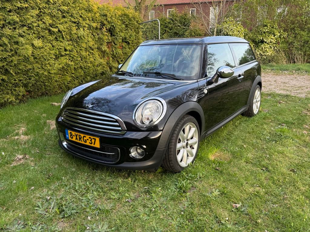 Mini Clubman 1.6 Cooper 2011 Zwart, Auto's, Voorwielaandrijving, 4 cilinders, 4 stoelen, Stationwagon
