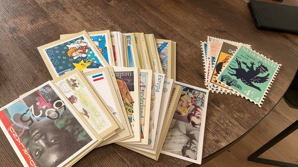 Verzameling van 59 verschillende maxikaarten Nederland, Postzegels en Munten, Ophalen of Verzenden