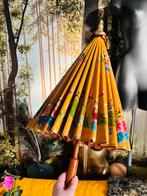 Vintage Oosterse Parasol met Bloemenprint, Oosterse, Paraplu, Vintage, Geel