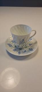 Russisch theekopje met schotel, Gebruikt, Ophalen of Verzenden, Overige stijlen, Kop(pen) en/of Schotel(s)