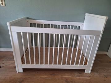 Wit Ledikant, kinderbed 60x120 beschikbaar voor biedingen
