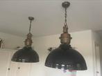 2 zwart /goud metalen hanglampen, Huis en Inrichting, Lampen | Hanglampen, Ophalen, 50 tot 75 cm, Industrieel, modern, Zo goed als nieuw