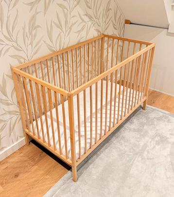 Ledikant/ Baby box beschikbaar voor biedingen