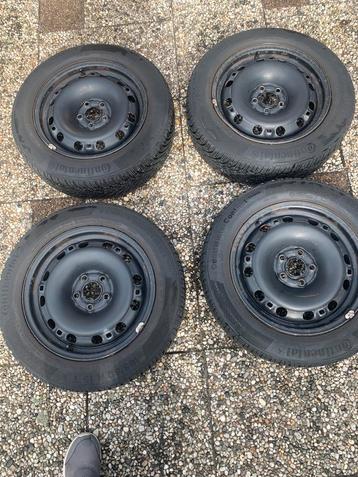 VW Polo velgen met Continental winterbanden 185/60R15 88T beschikbaar voor biedingen