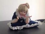 Liggende porseleinen pop handgemaakt, Verzamelen, Poppen, Ophalen of Verzenden, Gebruikt, Pop
