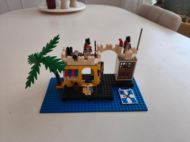 LEGO 6267 Lagoon Lock-Up, Kinderen en Baby's, Speelgoed | Duplo en Lego, Gebruikt, Lego, Complete set, Ophalen of Verzenden