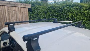 Thule dakdragers voor glad dak. beschikbaar voor biedingen