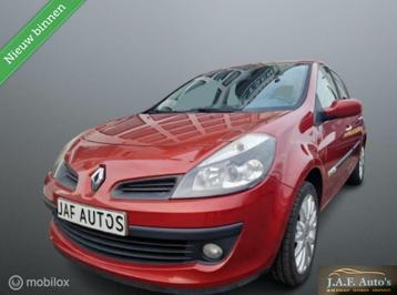 Renault Clio 1.2-16V Rip Curl Airco 5drs zuinig stoer! Apk