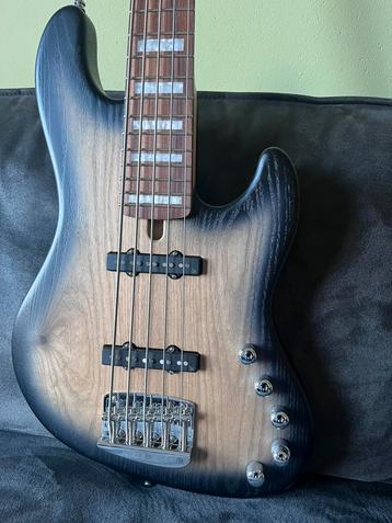 Mayones Jabba Bassic 5 nieuw beschikbaar voor biedingen