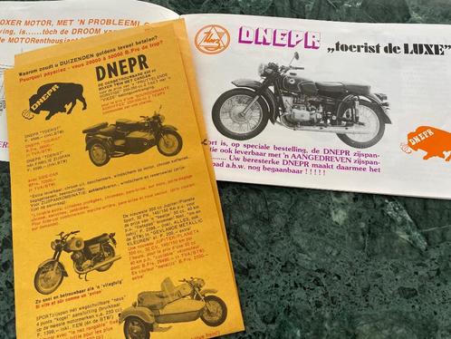 Dnepr zijspan folder uit 1977. (Zijspannen), Motoren, Handleidingen en Instructieboekjes, Overige merken, Ophalen of Verzenden