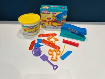 Play-doh Fun Factory en Beach beschikbaar voor biedingen