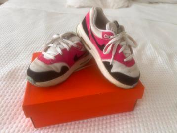 Nike Air Max 1 maat 27 beschikbaar voor biedingen