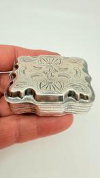 Zwaar zilver heel mooi zilveren doosje uit 1963!, Antiek en Kunst, Ophalen of Verzenden, Zilver