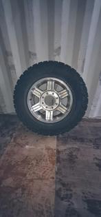 4x dodge ram velg met nieuwe banden, Auto-onderdelen, Banden en Velgen, Band(en), Ophalen of Verzenden