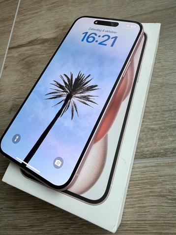 Iphone 15 Plus roze - 90% Batterijconditie beschikbaar voor biedingen