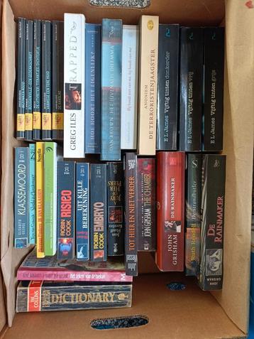 Diverse boeken beschikbaar voor biedingen