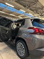 Peugeot 2008 1.2 VTI 81KW Eat6 2017 Grijs, Auto's, 1250 kg, Zwart, 1199 cc, 610 kg