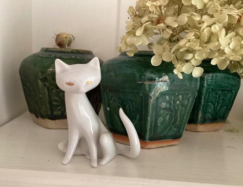 Vintage Beeldje Kat Poes Wit Goud Hollohaza Hungary, Verzamelen, Beelden en Beeldjes, Zo goed als nieuw, Dier, Ophalen