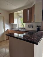 Hoekkeuken 270 x 180 met extra set fronten en granieten blad, Huis en Inrichting, Keuken | Complete keukens, Ophalen, Gebruikt