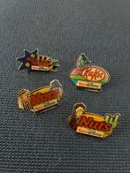 4 pins Euro Disney Nuts KitKat en Sundy, Ophalen of Verzenden, Zo goed als nieuw, Merk, Speldje of Pin
