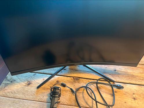 MSI Optix MAG322CQR - WQHD Curved Gaming Monitor, Computers en Software, Monitoren, Zo goed als nieuw, 151 t/m 200 Hz, DisplayPort