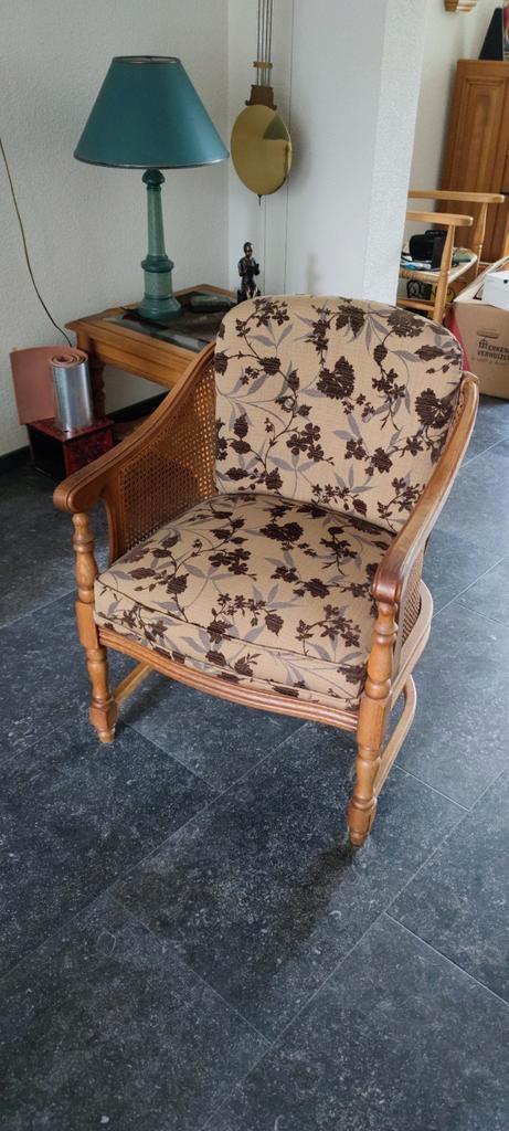 Te koop armleuning stoel., Antiek en Kunst, Antiek | Meubels | Stoelen en Banken, Ophalen of Verzenden