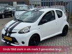 Toyota Aygo 1.0 VVT-i Comfort White Black Racing Edition! Ai, Euro 5, Stof, Gebruikt, Zwart