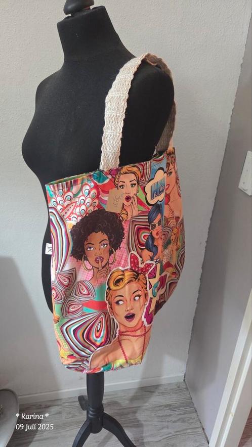 ruime tas, Sieraden, Tassen en Uiterlijk, Tassen | Schoudertassen, Nieuw, Ophalen of Verzenden