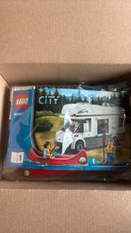 LEGO City 60057 – Camper Van, Kinderen en Baby's, Speelgoed | Duplo en Lego, Ophalen of Verzenden, Zo goed als nieuw, Complete set