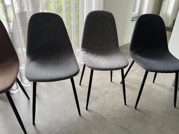 8 Eetkamerstoelen