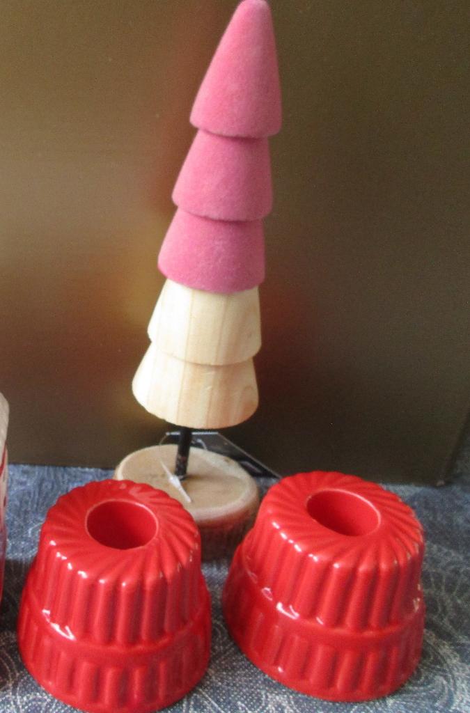 2 tulband kaarsenstandaard / een houten spar 21 cm, Ophalen of Verzenden, Nieuw
