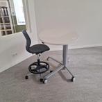 Hoogte verstelbaar bureau ovaal + Pantomove Stoel, Huis en Inrichting, Ophalen, In hoogte verstelbaar, Gebruikt, Bureau