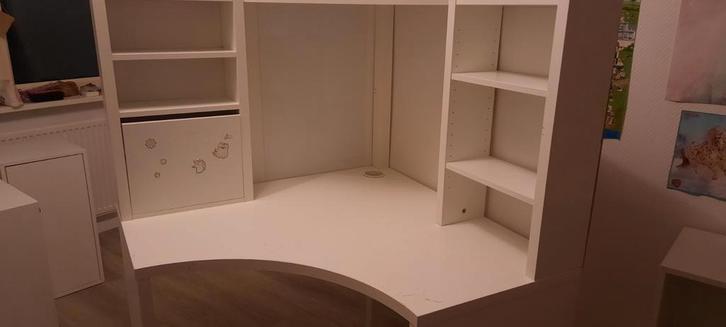 Ikea Micke hoekbureau, Huis en Inrichting, Bureaus, Gebruikt, Bureau, Ophalen