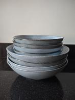 Borden schalen Xenos blauw, Ophalen, Zo goed als nieuw, Bord(en), Overige stijlen