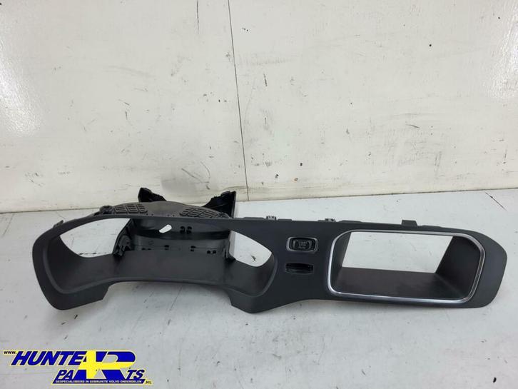 Dashboard afdekking Volvo V40 II 2.0 D4 ('12-'19) 31389535, Auto-onderdelen, Dashboard en Schakelaars, Volvo, Gebruikt, Ophalen of Verzenden