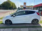 Ford Fiesta 1.6 ST1|NAVI|STOELVERW|RECARO|CAMERA, Auto's, Ford, Voorwielaandrijving, Gebruikt, 4 cilinders, Bedrijf