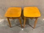 Set van 2 vintage berkenhouten krukjes, Ophalen of Verzenden, Zo goed als nieuw, Hout