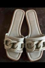 Nieuwe mintgroene slippers maat 41, Kleding | Dames, Schoenen, Slippers, Nieuw, Ophalen of Verzenden, Groen