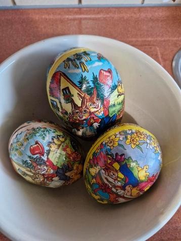 Kartonnen eieren  beschikbaar voor biedingen