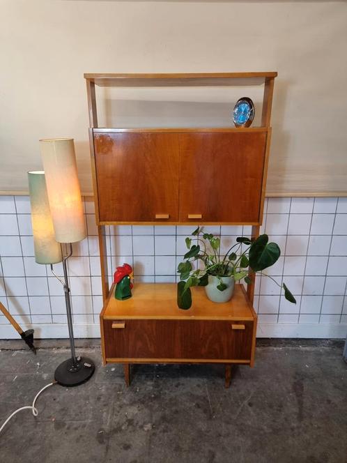 Vintage Wandkast mid century, Huis en Inrichting, Kasten | Wandmeubels, Zo goed als nieuw, Minder dan 100 cm, Minder dan 150 cm