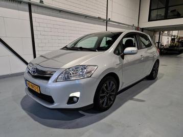 Toyota Auris 1.8 Full Hybrid Executive 2e Eigenaar OrgNL beschikbaar voor biedingen